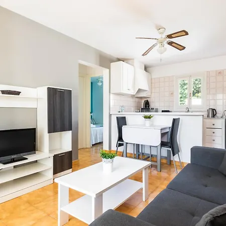 Bungalows Ses Malves 3* Cala'N Blanes (Menorca)